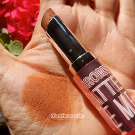 Dazzle Me Color Chrome Lip Matte Lipstick - Hands Swatches Shade Toasted