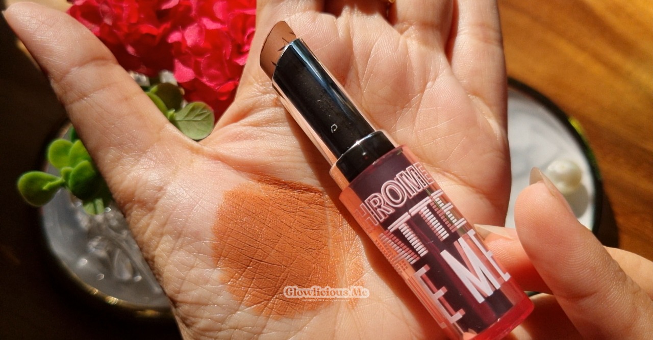 Dazzle Me Color Chrome Lip Matte Lipstick - Hands Swatches Shade Toasted